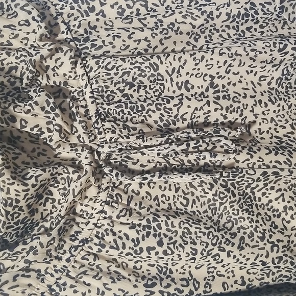 Francesca's Leopard Print Romper - Picture 3 of 9